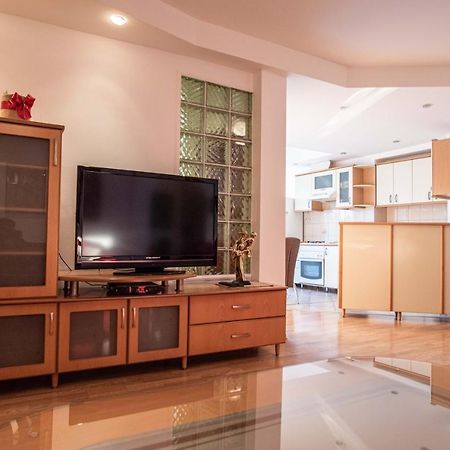 סקופיה Apartment Emilija מראה חיצוני תמונה