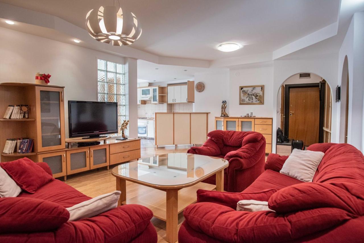 סקופיה Apartment Emilija מראה חיצוני תמונה