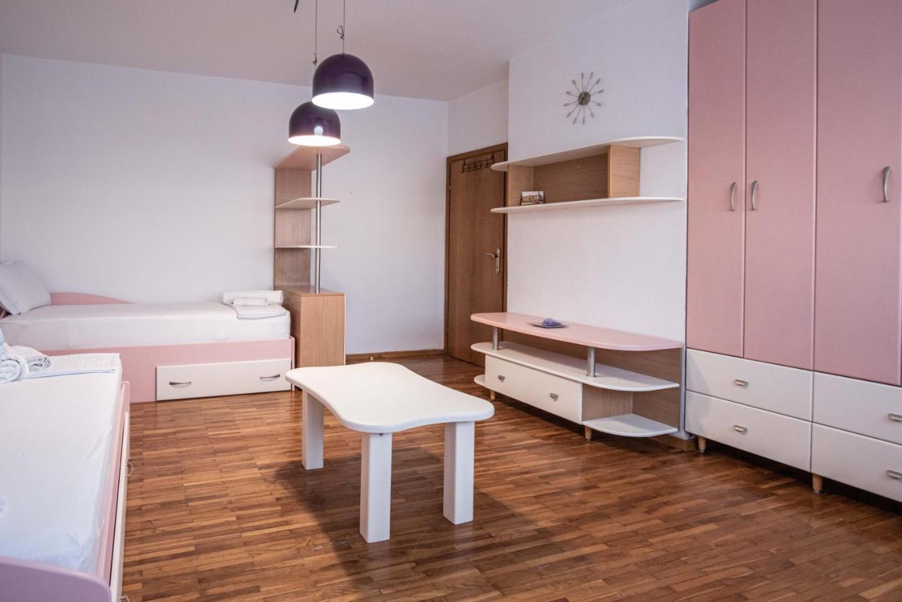 סקופיה Apartment Emilija מראה חיצוני תמונה
