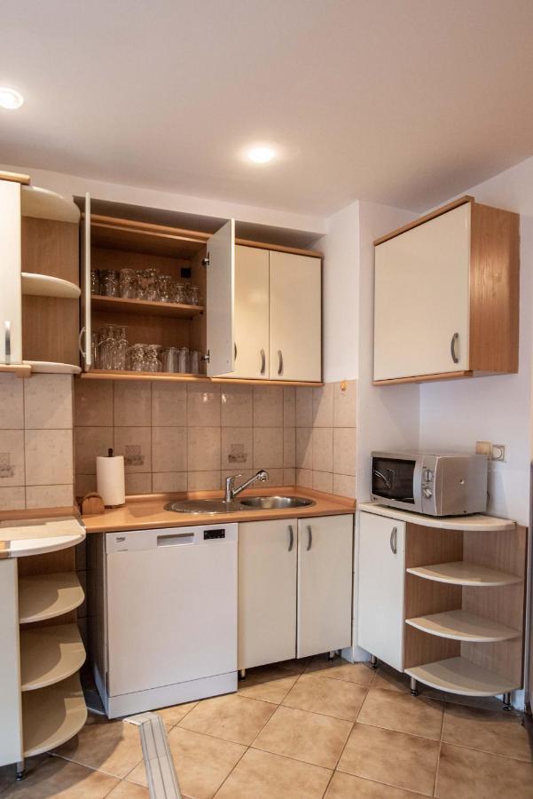 סקופיה Apartment Emilija מראה חיצוני תמונה