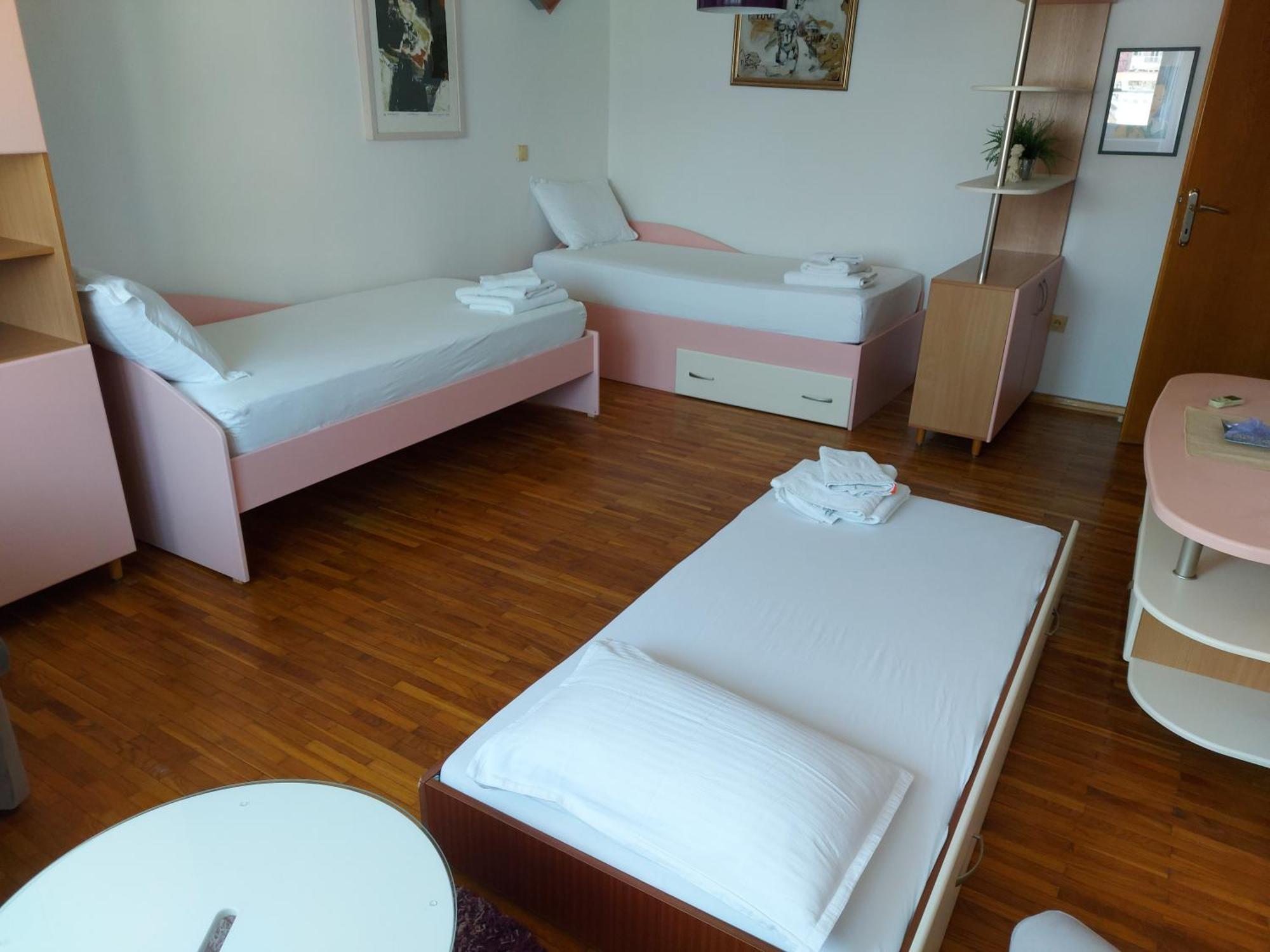 סקופיה Apartment Emilija מראה חיצוני תמונה